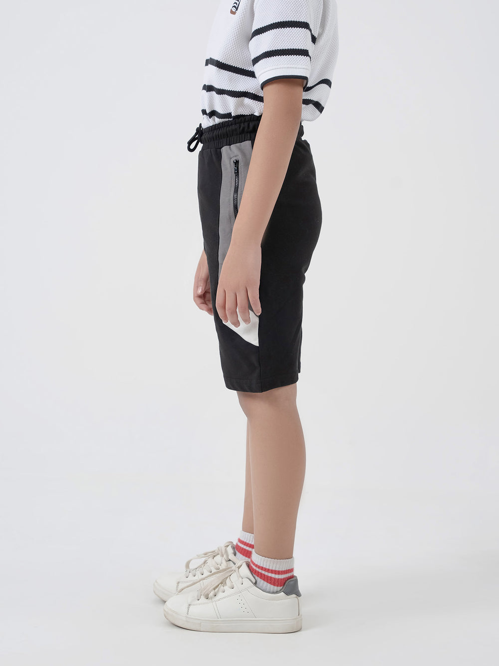 "PRIYAN" Cut & Sew Regular Fit Knits Shorts