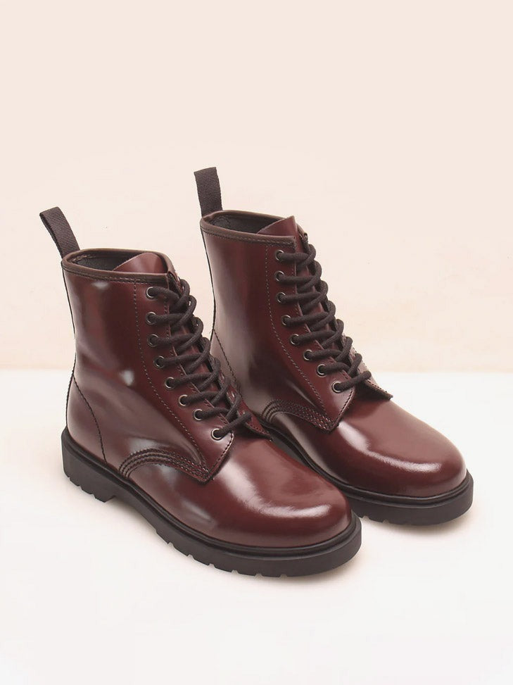 files/Boots-1_7d5de8ec-6ce5-404a-9c6a-86b453990272.jpg