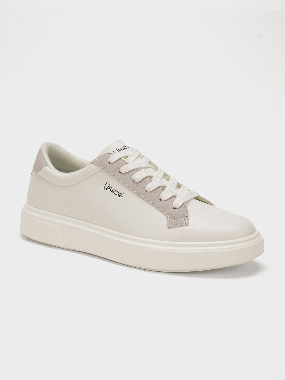 Men "VIKTOR" Long Lasting Lace-Up Trainers