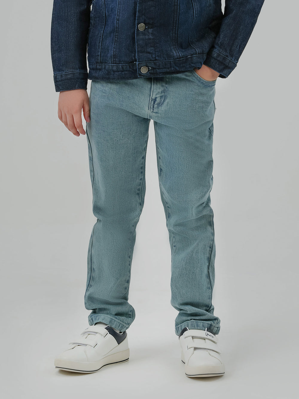 "NIVARD" Casual Straight Fit Denim Pant