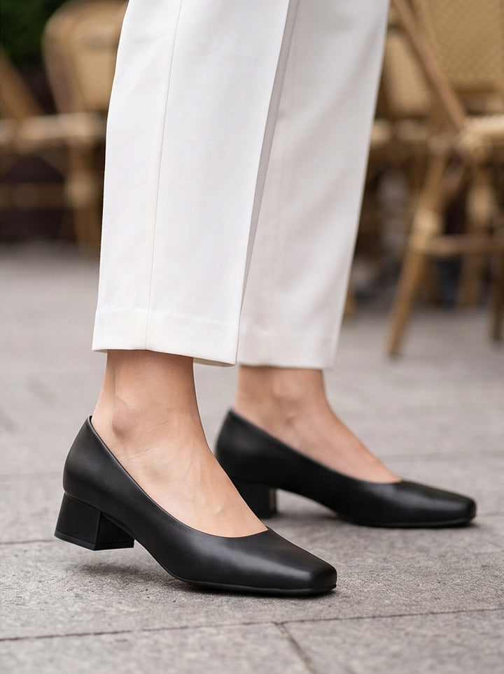 Women "FRANK" Durable and Simple Courts